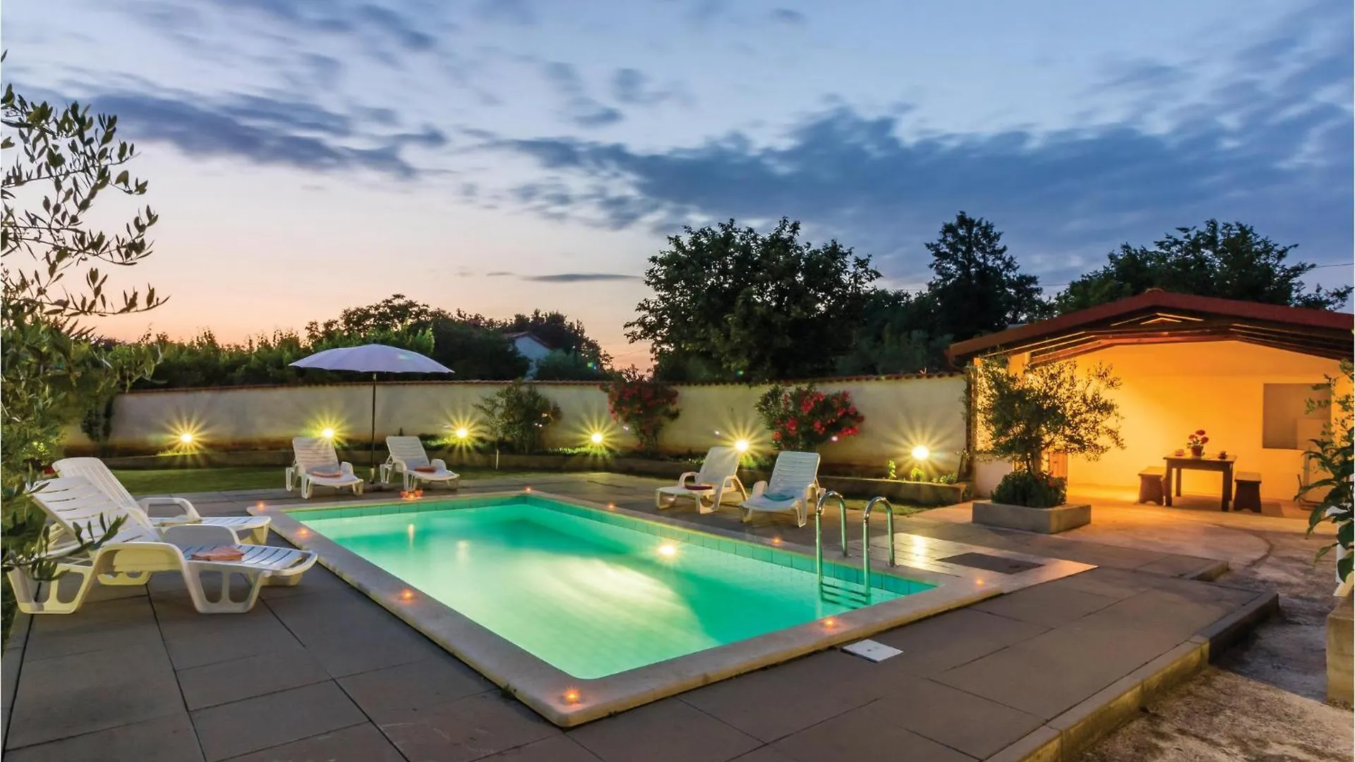 Nice Home In Segotici With Outdoor Swimming Pool